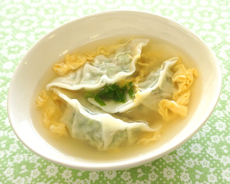 菜の花の卵スープ水餃子